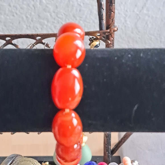 Carnelian Agate Grape Beaded Bracelet Natural Mineral Orange Red - Picture 2 of 6